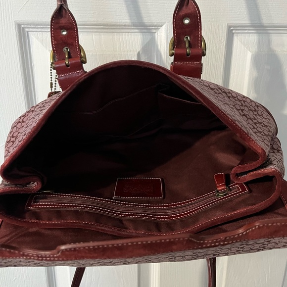 Coach Handbag, Bill and checkbook holder, coin purse FOB - Picture 13 of 15